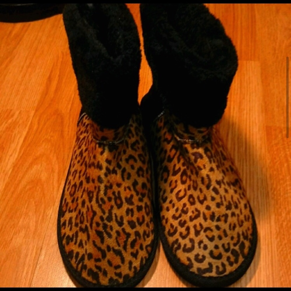 🔥50%OFF!🔥NWOT Womens Leopard Print Slippers